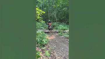 2023 KTM 150 XC-W HUGE log obstacle made look easy. #enduro #ktm #dirtbike #Orrlake