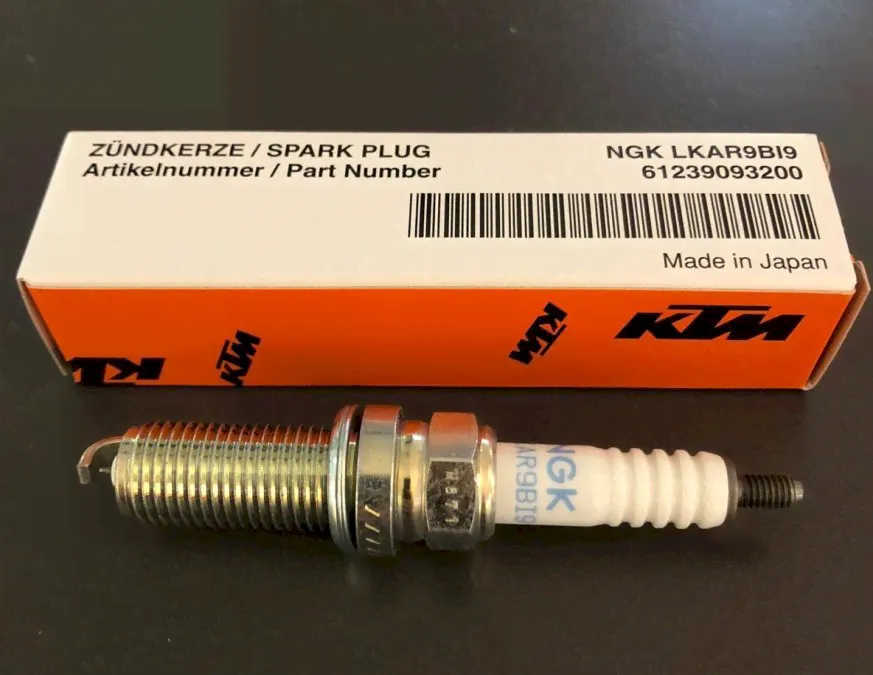 Свеча зажигания (LKAR9BI9) KTM 1190 08-16; 1290 14-16